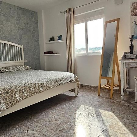 アリカンテAmazing Penthouse With Views To The Castleアパートメント エクステリア 写真