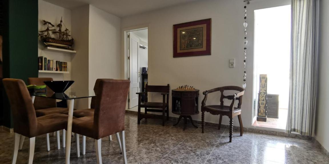 アリカンテAmazing Penthouse With Views To The Castleアパートメント エクステリア 写真