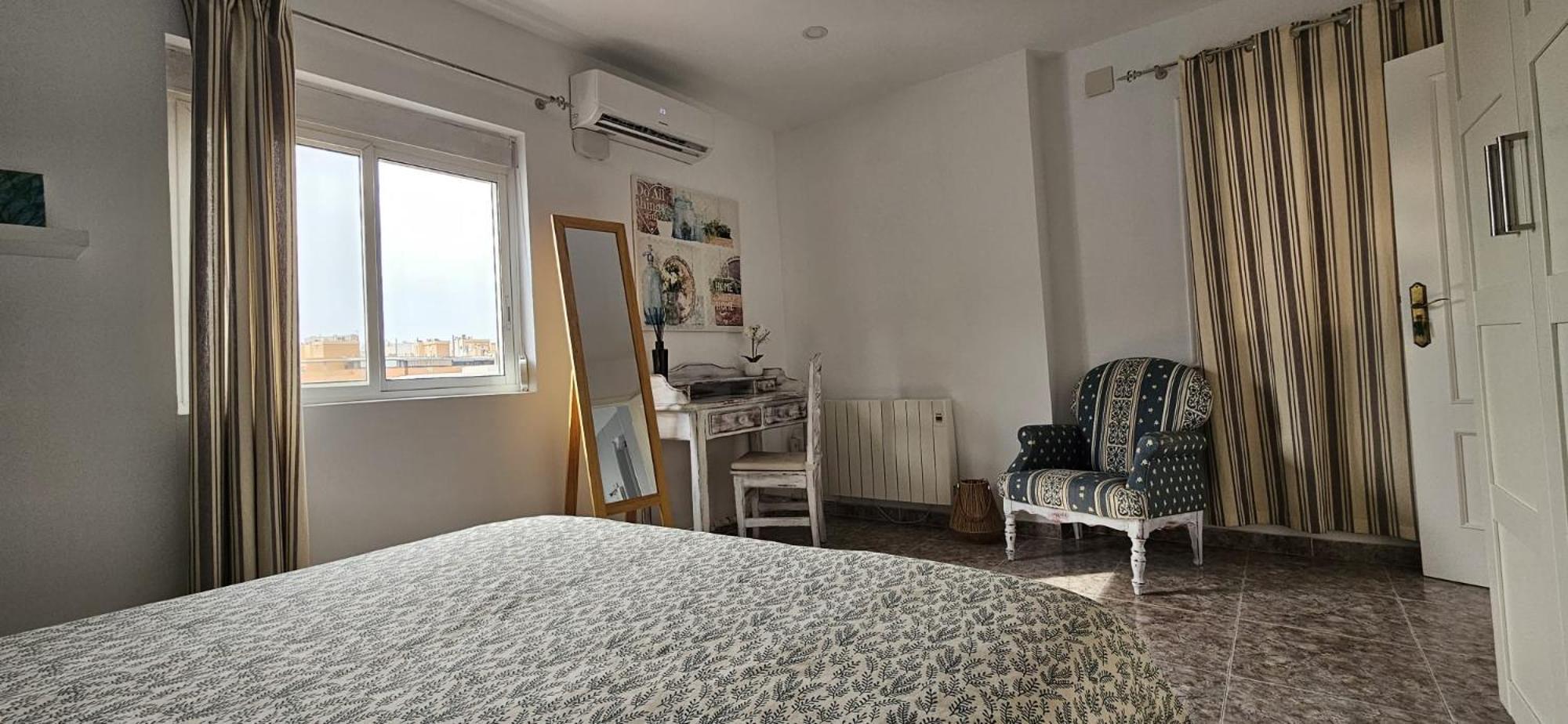 アリカンテAmazing Penthouse With Views To The Castleアパートメント エクステリア 写真